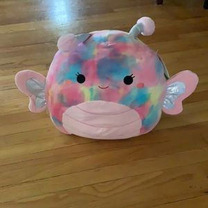 Wren squishmallow